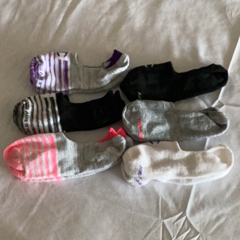 Women Champion invisible liner socks 🟣